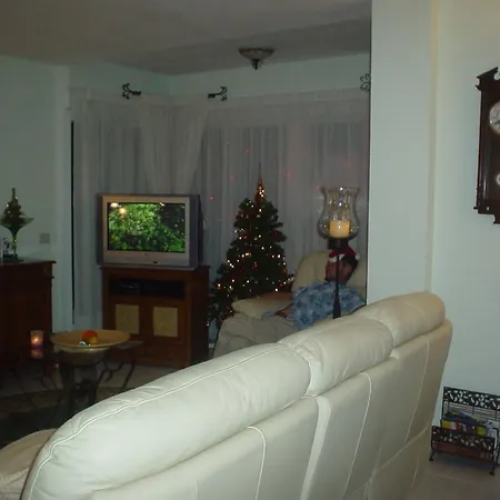 Tigaiga Ii Apartment Cho